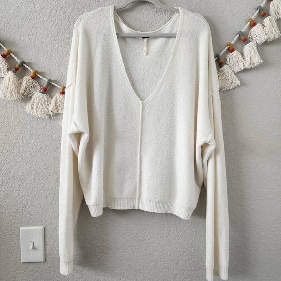 Free People Take Me Places White Terry V-neck Drop Shoulder Pullover Cozy Knit M - Picture 1 of 13